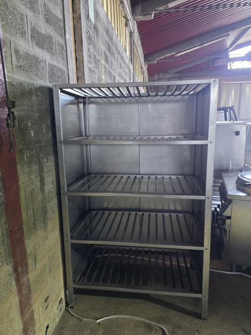 Inox regal, regal zaprt s treh strani