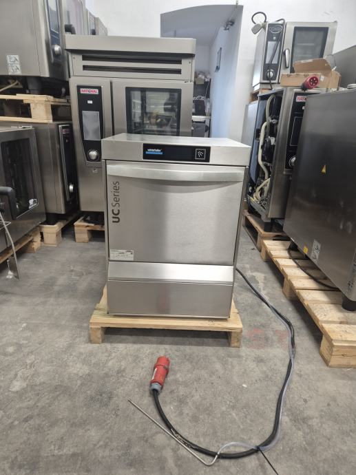 Winterhalter Pomivalni stroj Winterhalter UC-XL gostinski, profesionalni