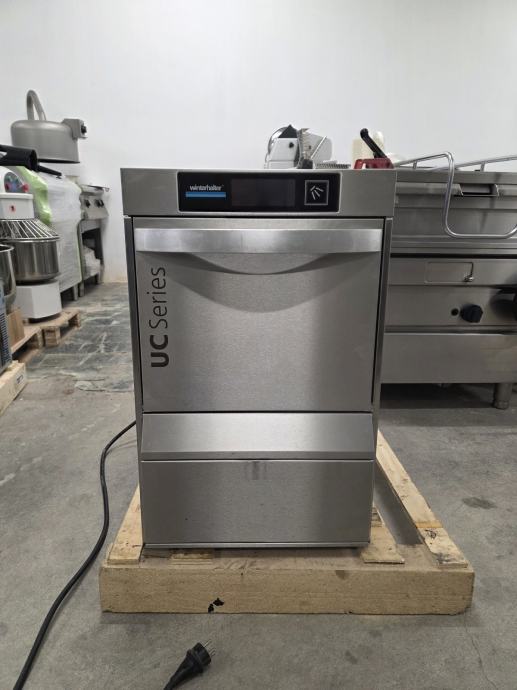 Winterhalter Pomivalni stroj Winterhalter UC-S Letnik 2020
