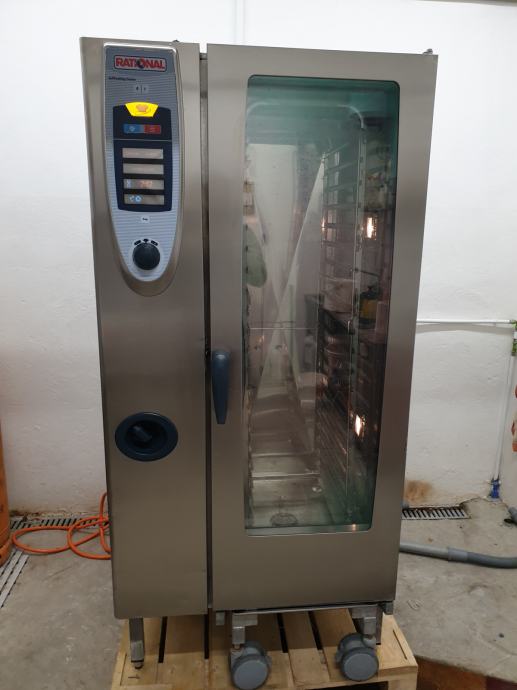 Rational Konvektomat Rational scc 201, za 20 pladnjev z vozičkom